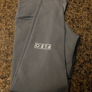 FLEO LEGGINGS